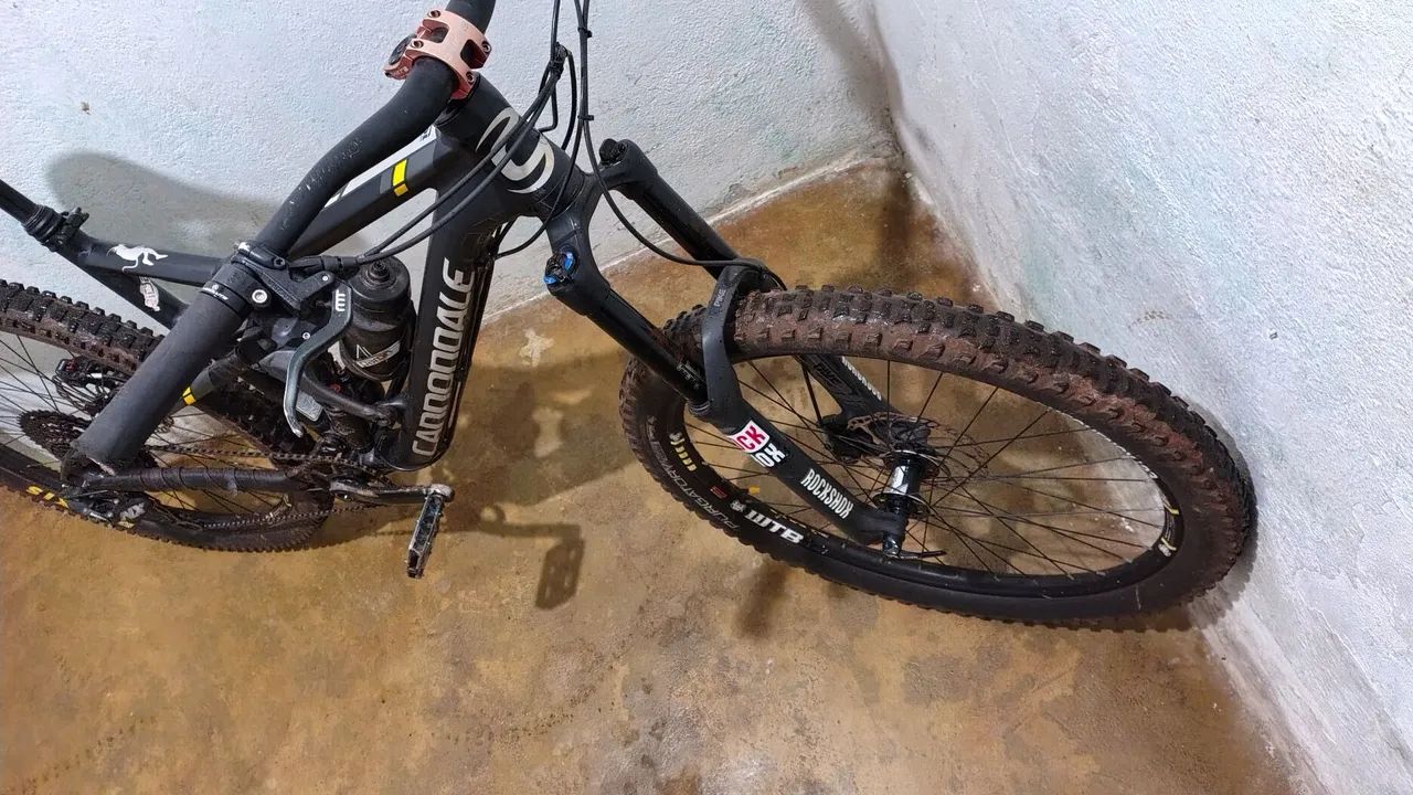 Bicicleta Cannondale - Mountain Bike enduro 