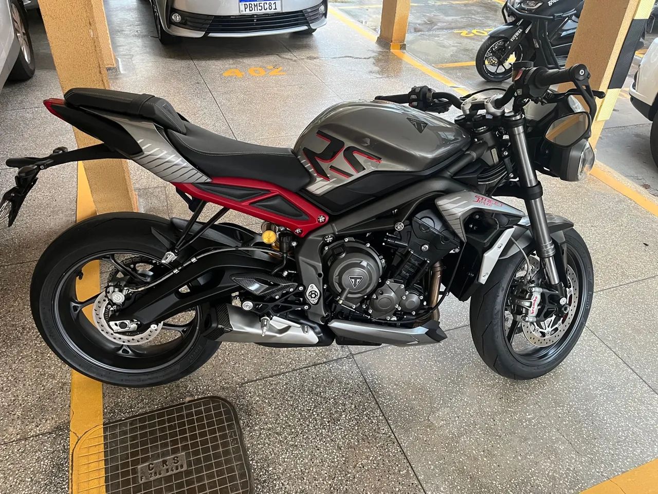 Thiumph Street Triple 765 RS 2022 - Foto 3
