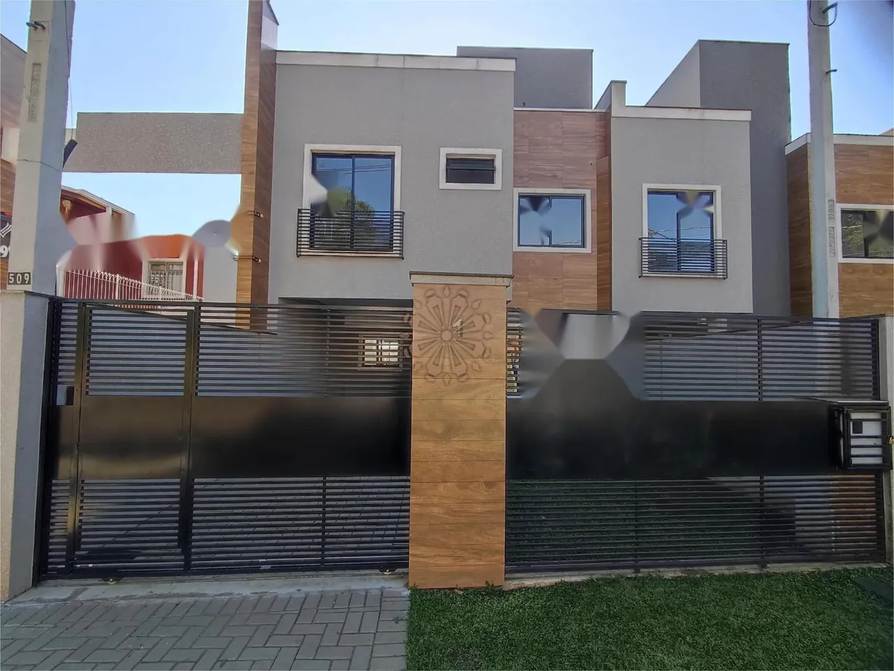 Sobrados com 3 quartos sendo 1 suite, quintal e Rooftop no bairro Pilarzinho!