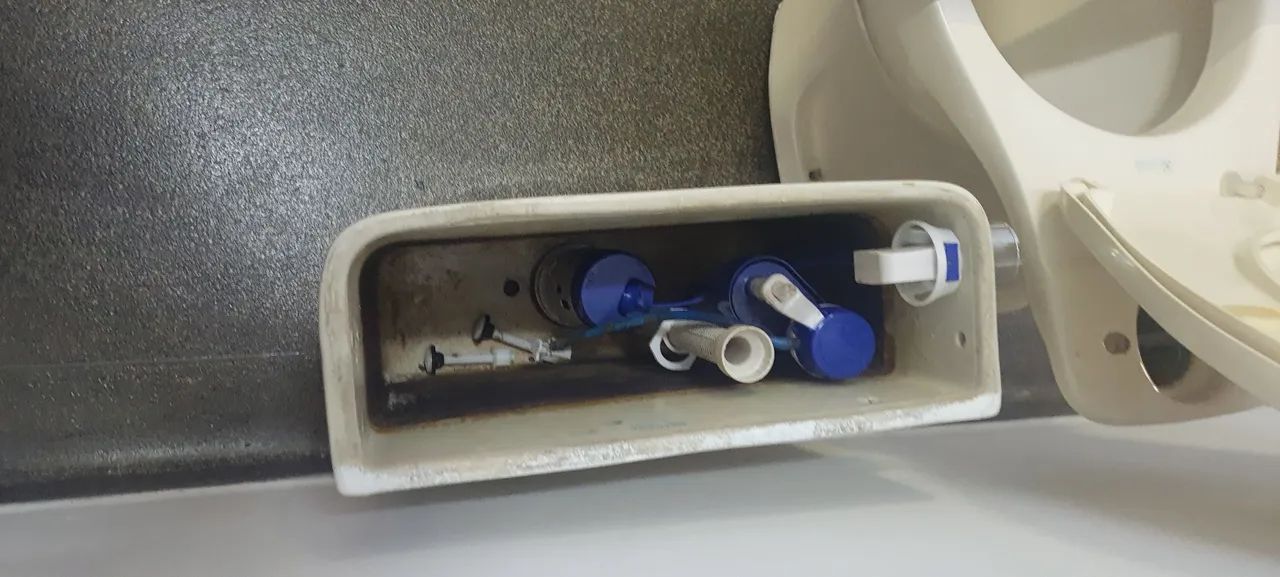 Conjunto de Vaso Sanitário e Caixa Acoplada - Foto 5