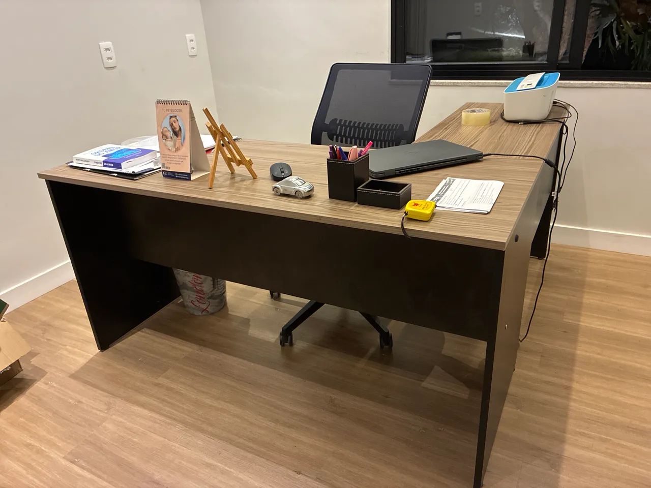 L-shaped office desk