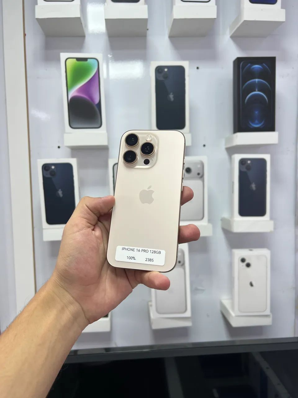 IPHONE 16 PRO - 128GB - Desert 