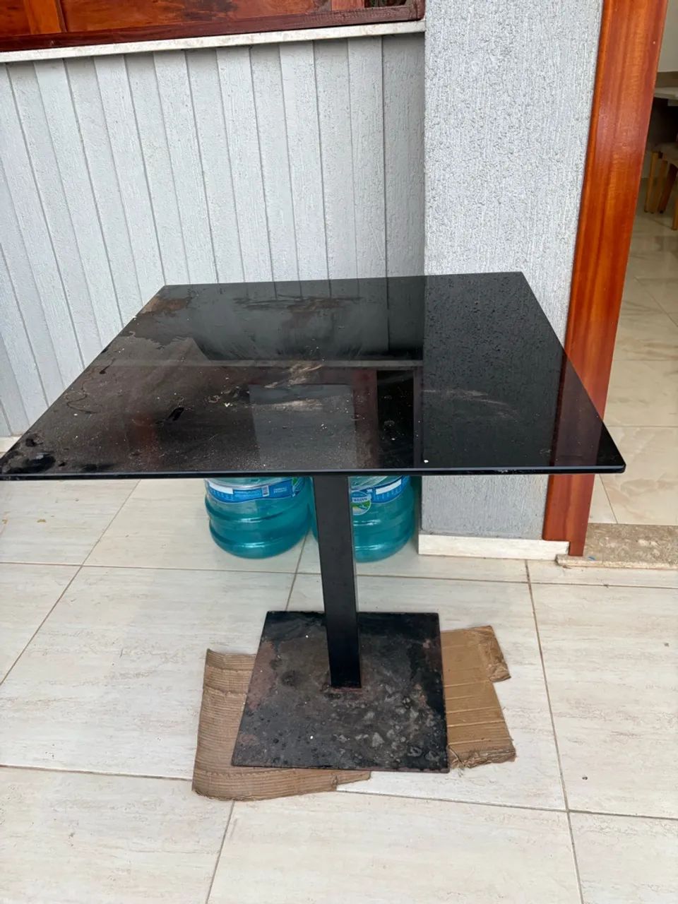 Mesa Tampo de vidro e  Base de Alumínio  - Foto 4