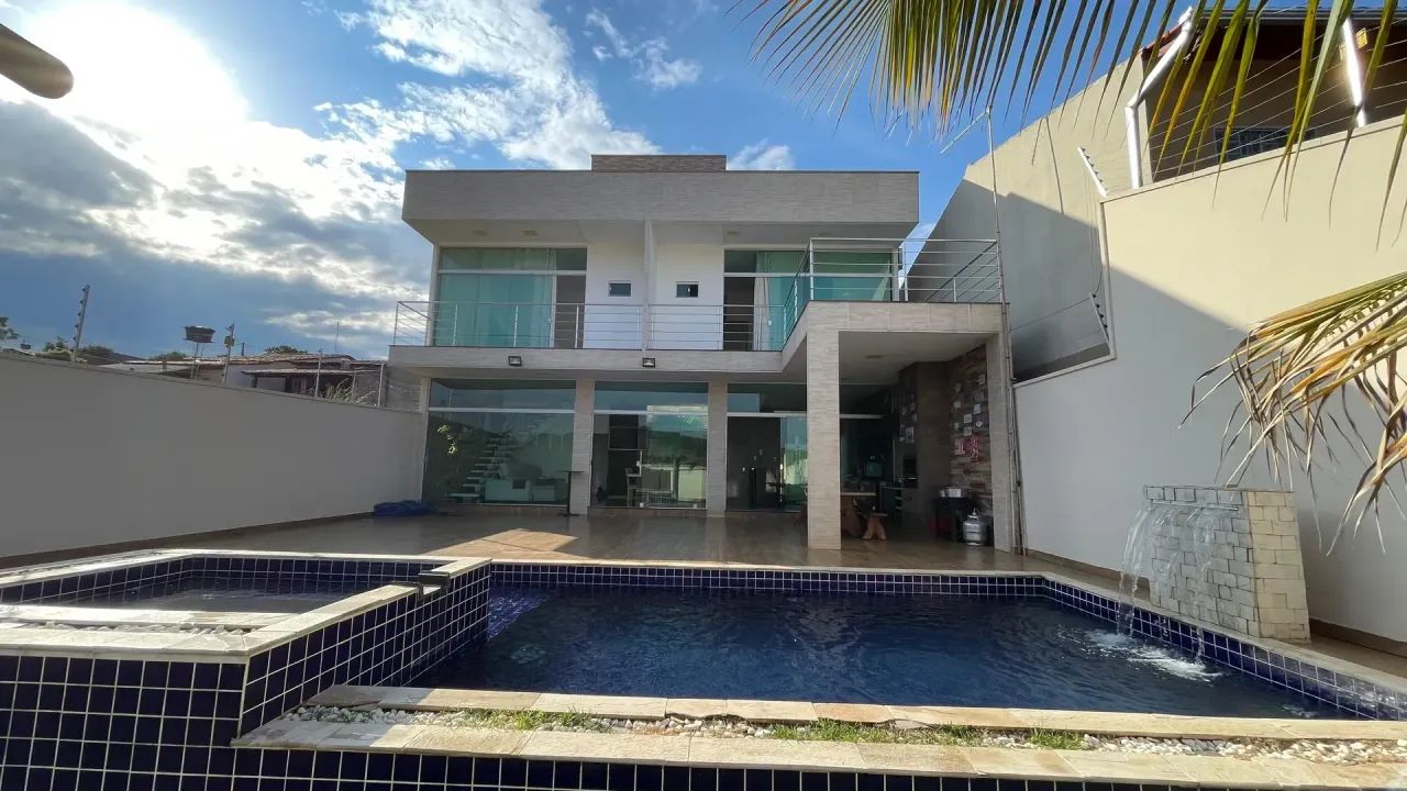 Vendo sobrado com 3 quartos sendo 2 suítes com piscina e churrasqueira em Nerópolis - Foto 2