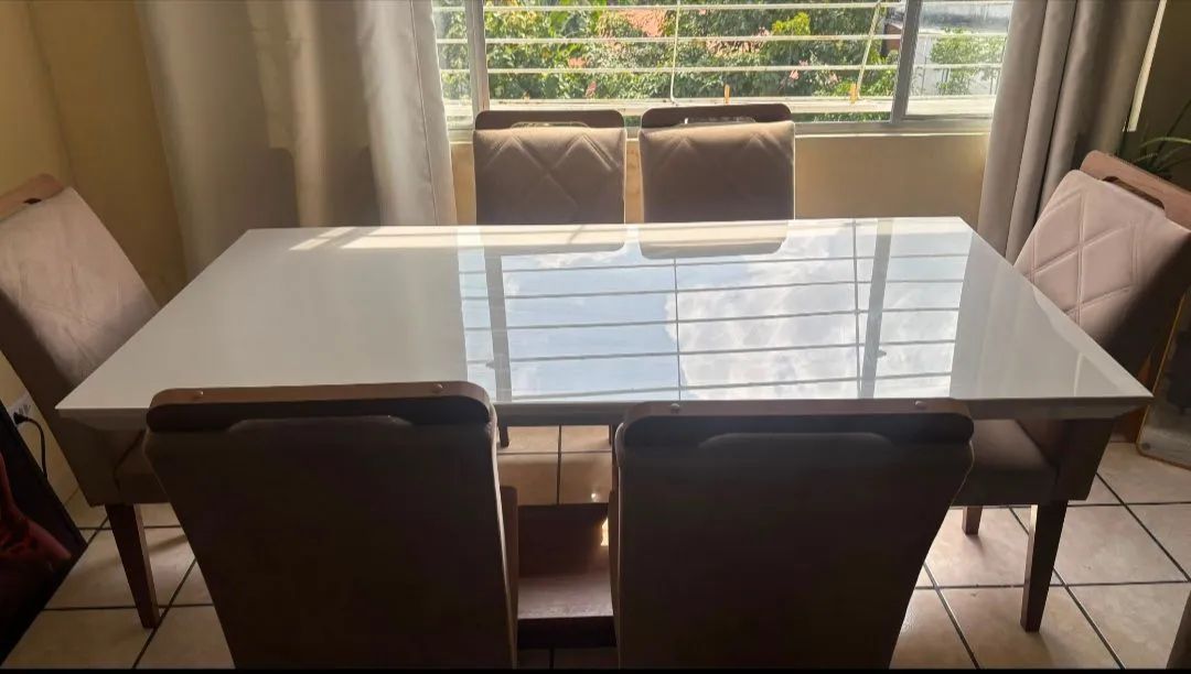 Mesa de Jantar com 6 cadeiras  - Foto 3