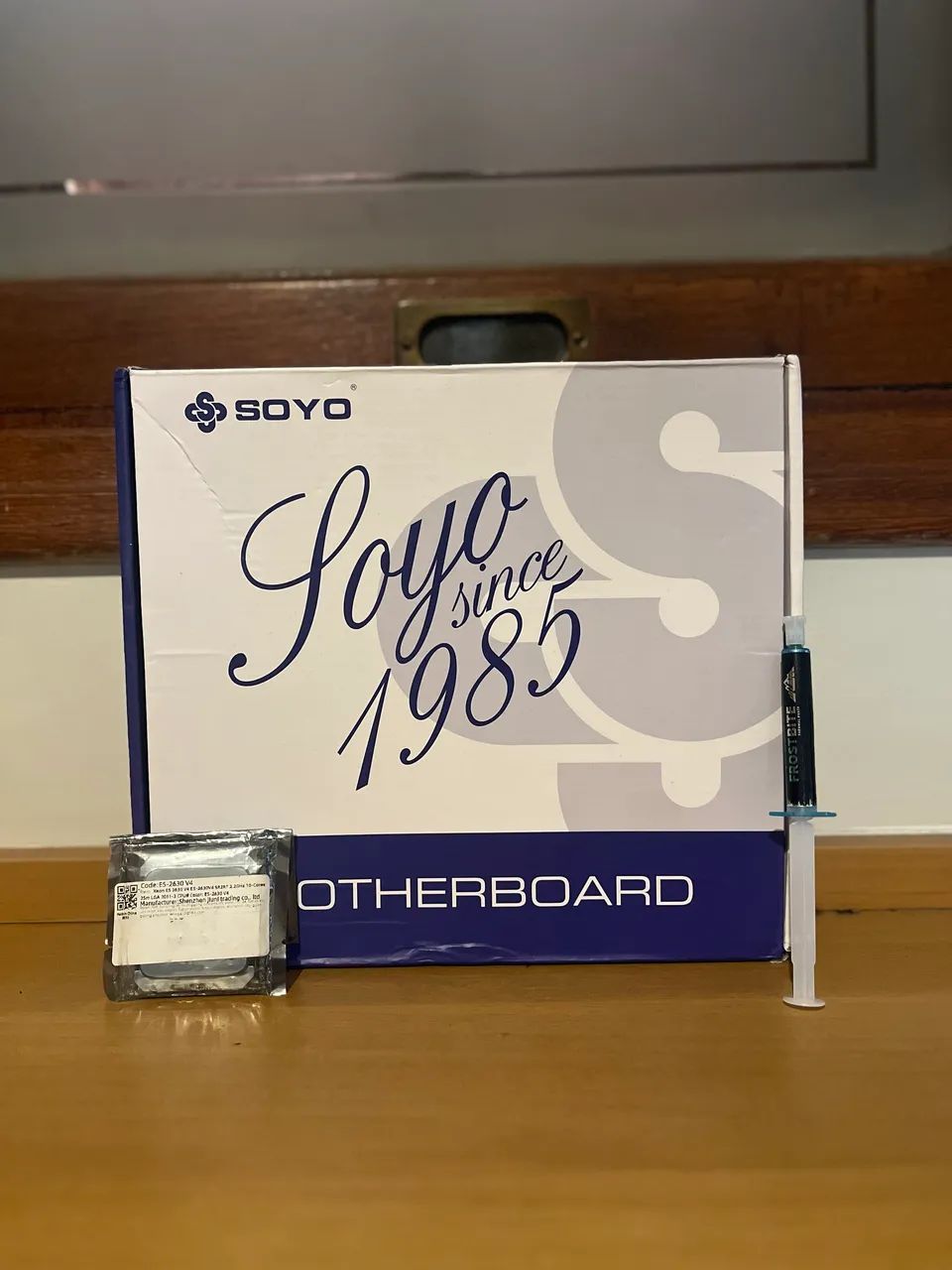 KIT XEON E5-2630 V4 + SOYO X99