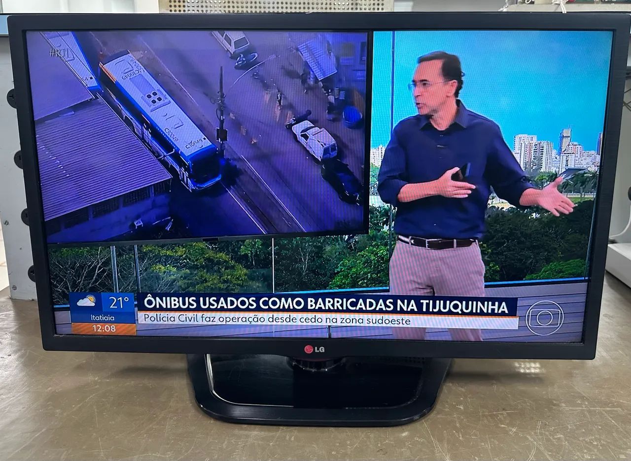 TV 32 polegadas LG FULL HD com pedestal  - Foto 5