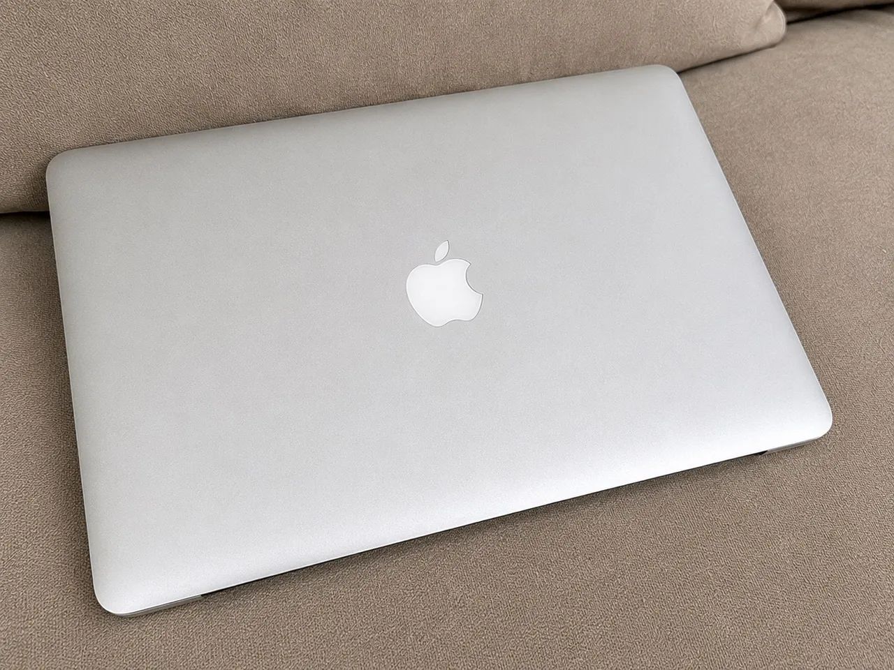 MacBook Air 8GB RAM | i5 | 128GB - Foto 2
