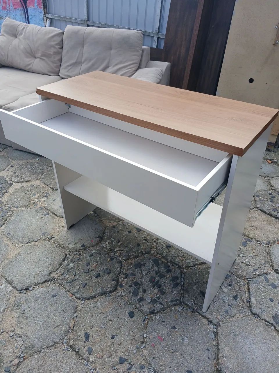 Mesa com gaveta - Foto 2