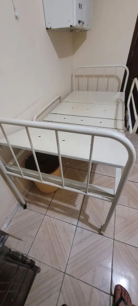 Cama hospitalar 2 manivelas - Foto 2