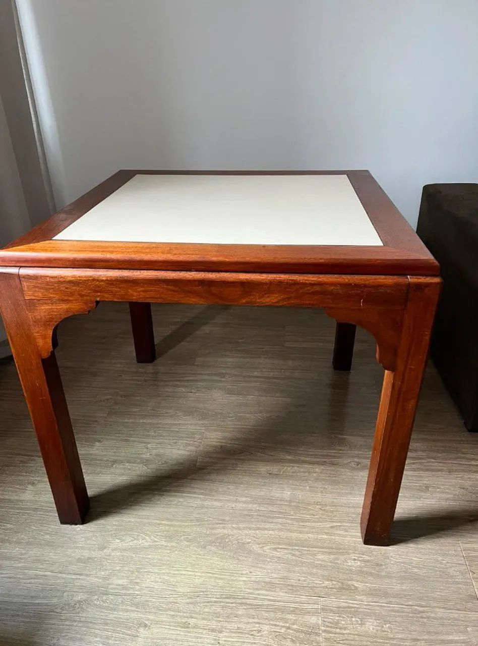 Mesa de jantar madeira maciça 