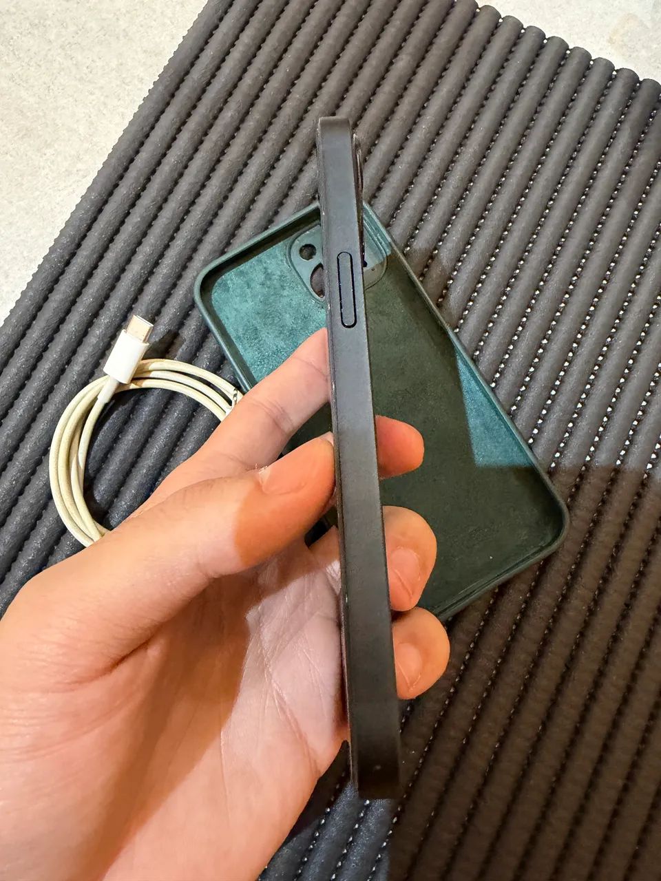 Vendo iPhone 13 128gb impecável!!  - Foto 3