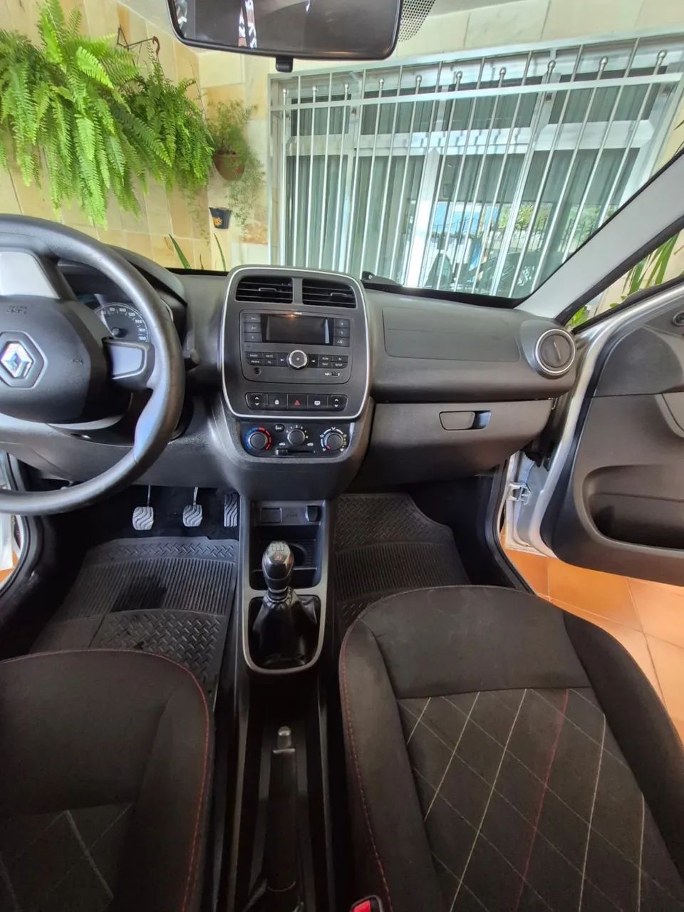 Renault Kwid Zen 1.0 Flex 12V 5P Mec. 2020 - Foto 5