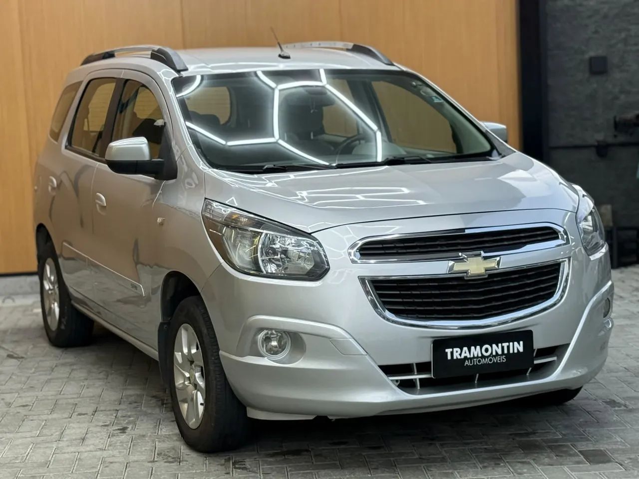 Chevrolet Spin LTZ 1.8 8V Econo.flex 5P Aut. 2013 - Foto 5