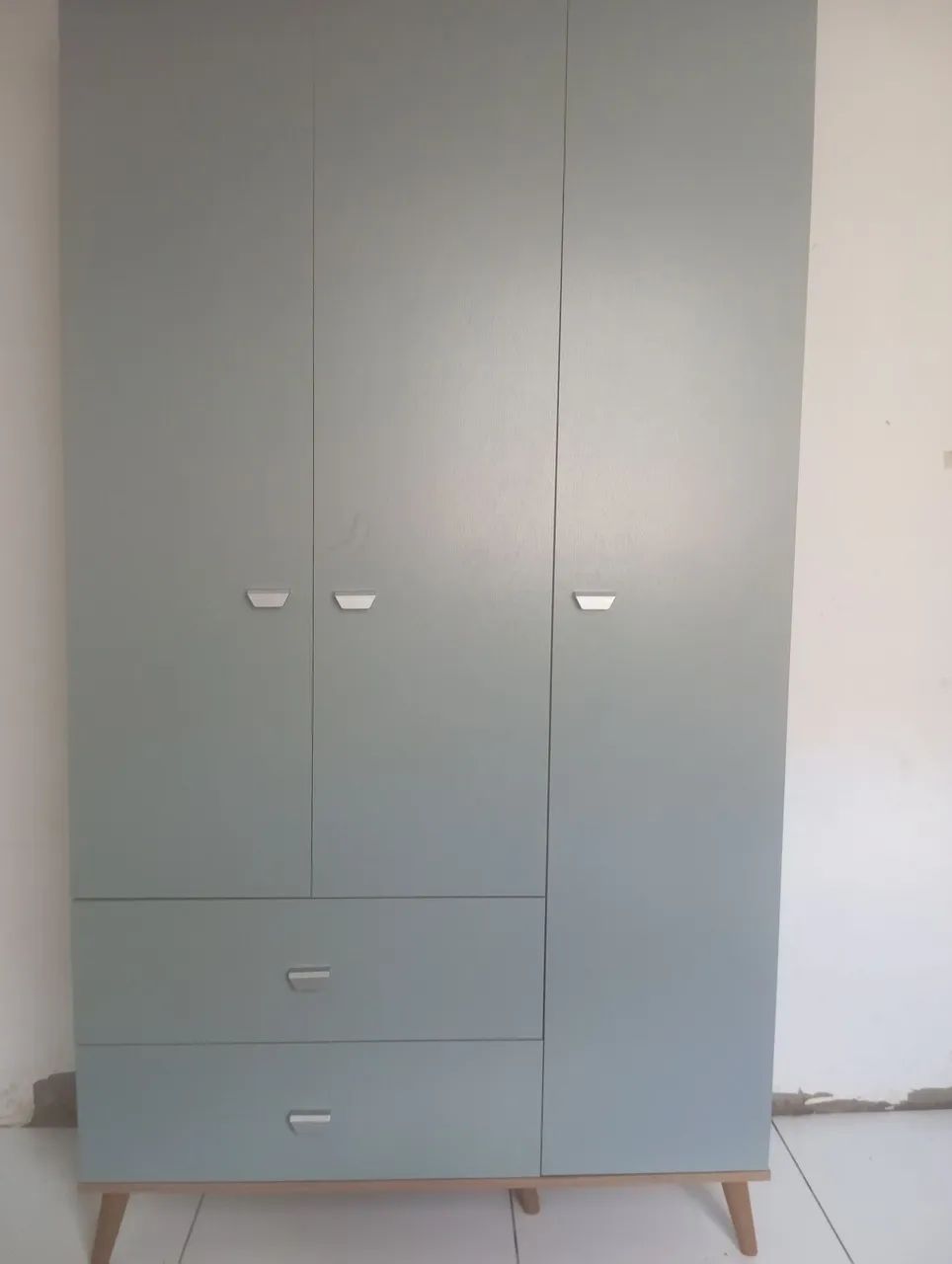 Guarda roupa infantil 