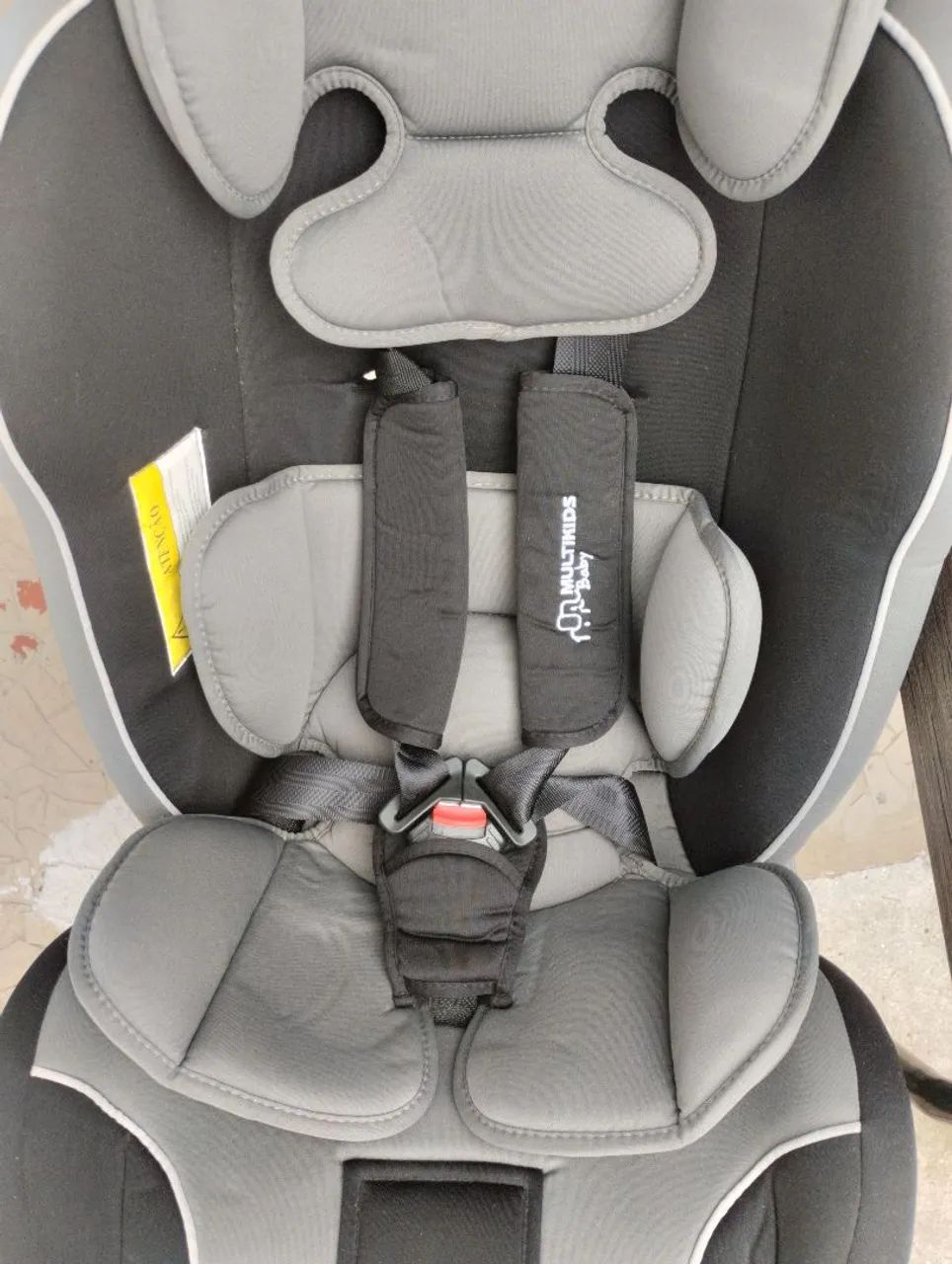 Bebê conforto  muito novo 