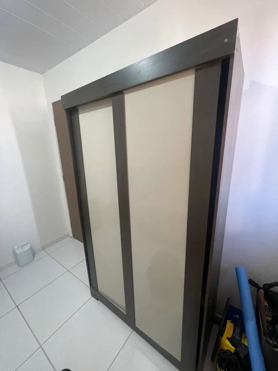 Guarda-roupas solteirão 
