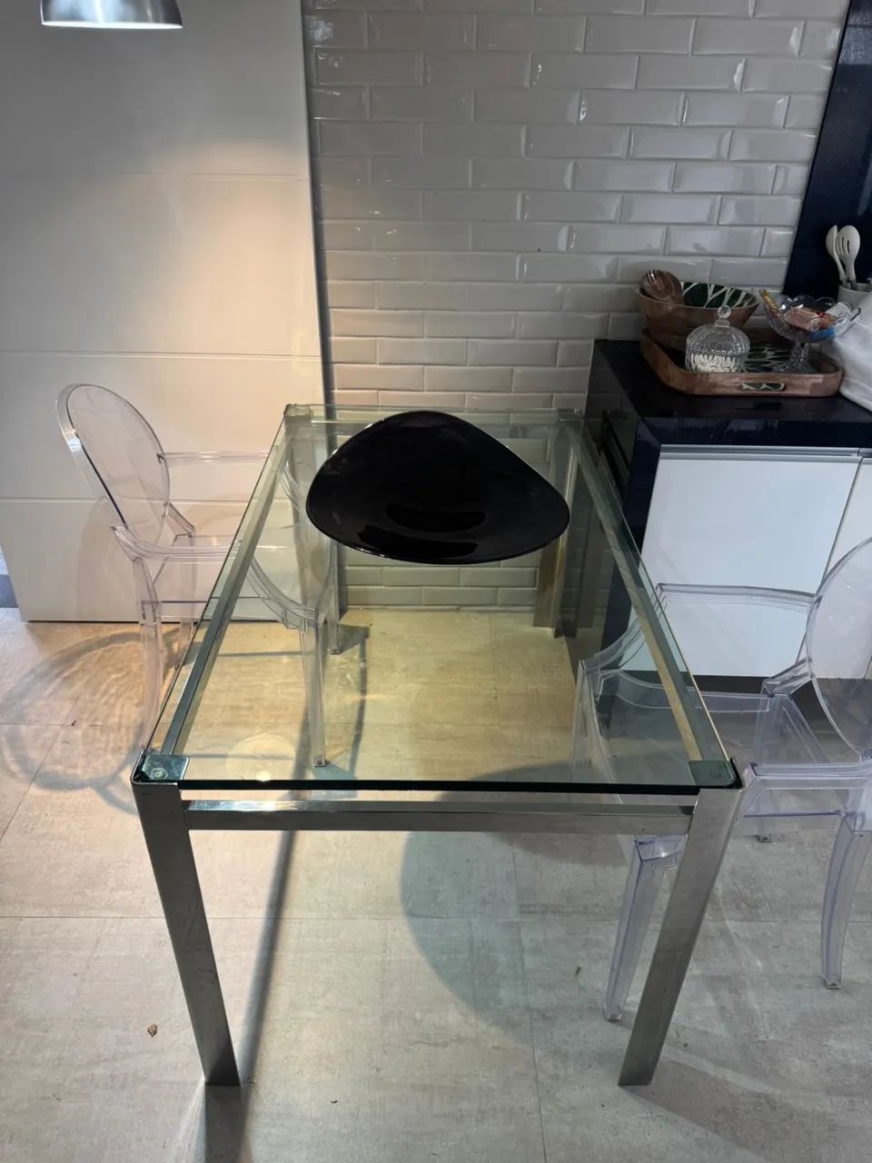 Mesa de Jantar de Vidro e Aço Cromado - Foto 2