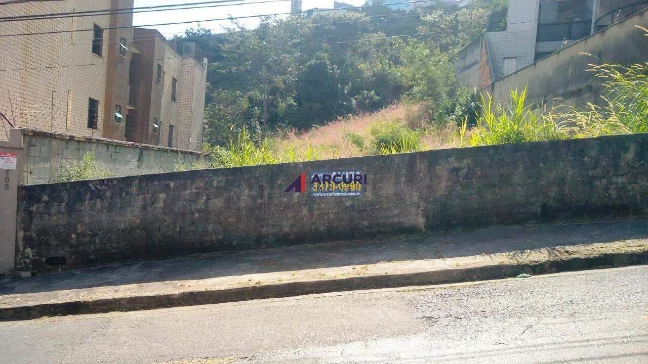 Lote 450 m² Estoril (BH) - Locação