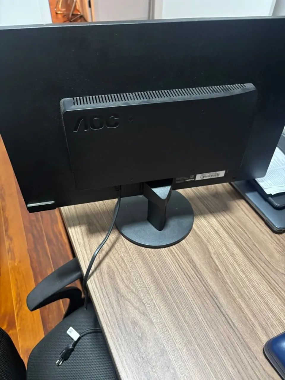Monitor AOC E970SWHNL (usado) - Foto 3