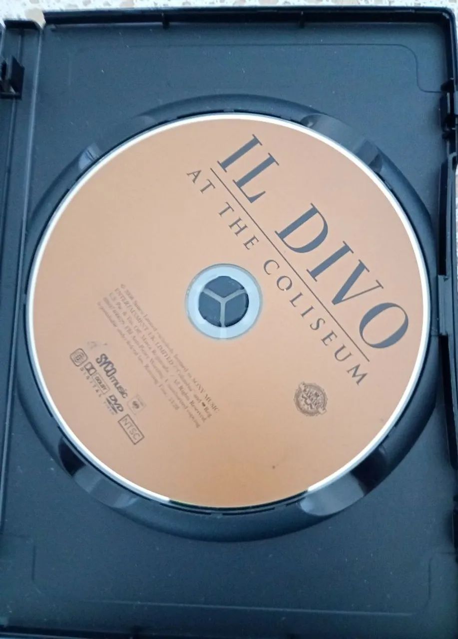 DVD Internacional IL DIVO At the Coliseum - Foto 2