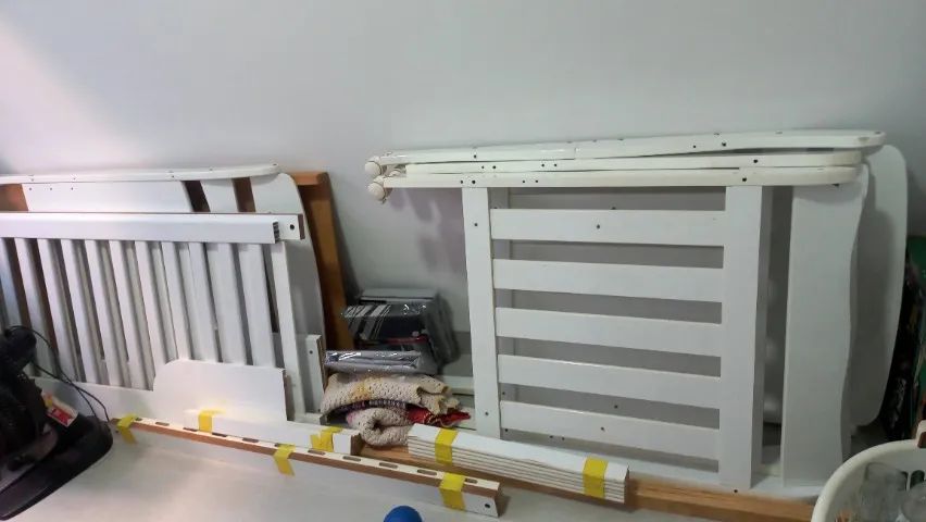 Vendo dois BERÇOS QUE VIRA CAMA SEMINOVOS - Foto 2