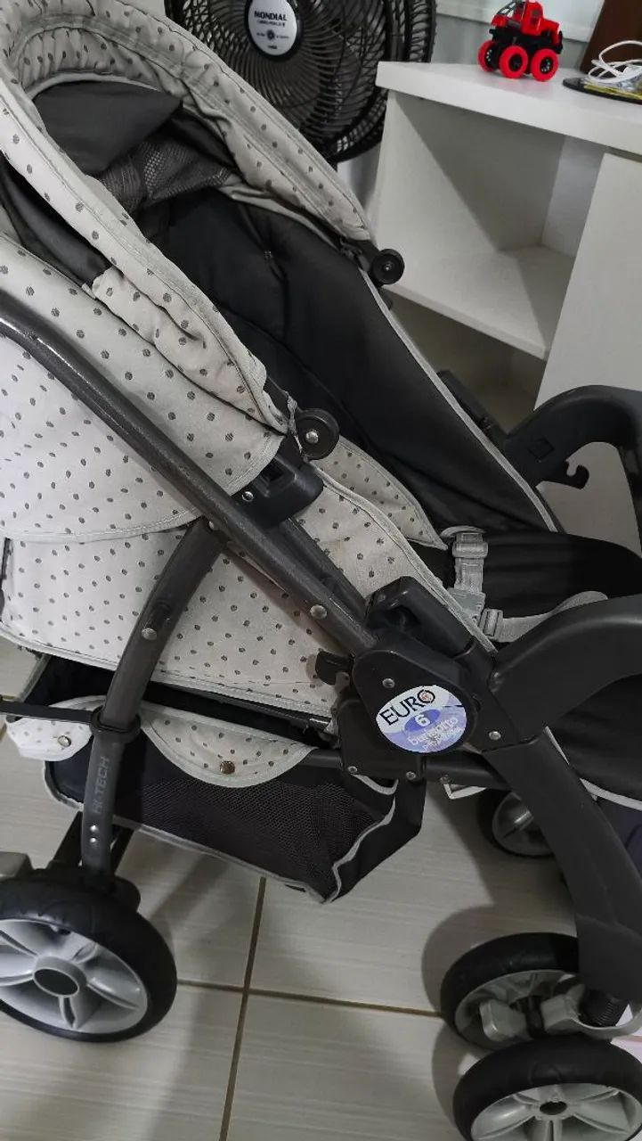 Carrinho de bebê em ótimo estado  - Foto 6
