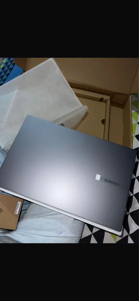 Notebook Samsung Galaxy Book4 Intel Core i5 8GB RAM