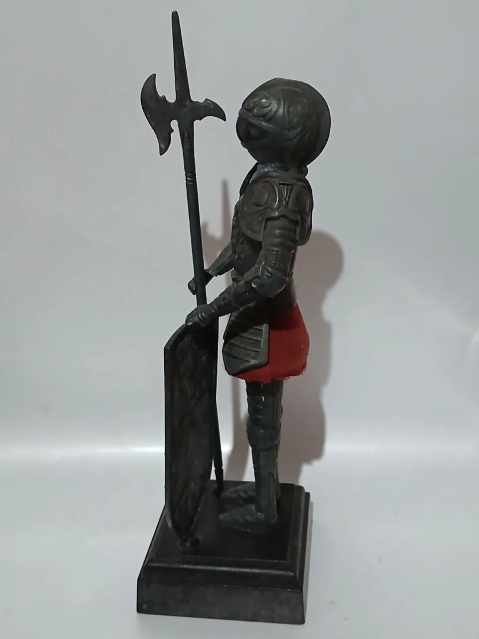 Cavaleiro medieval 28 cm - Contém avarias - Foto 4