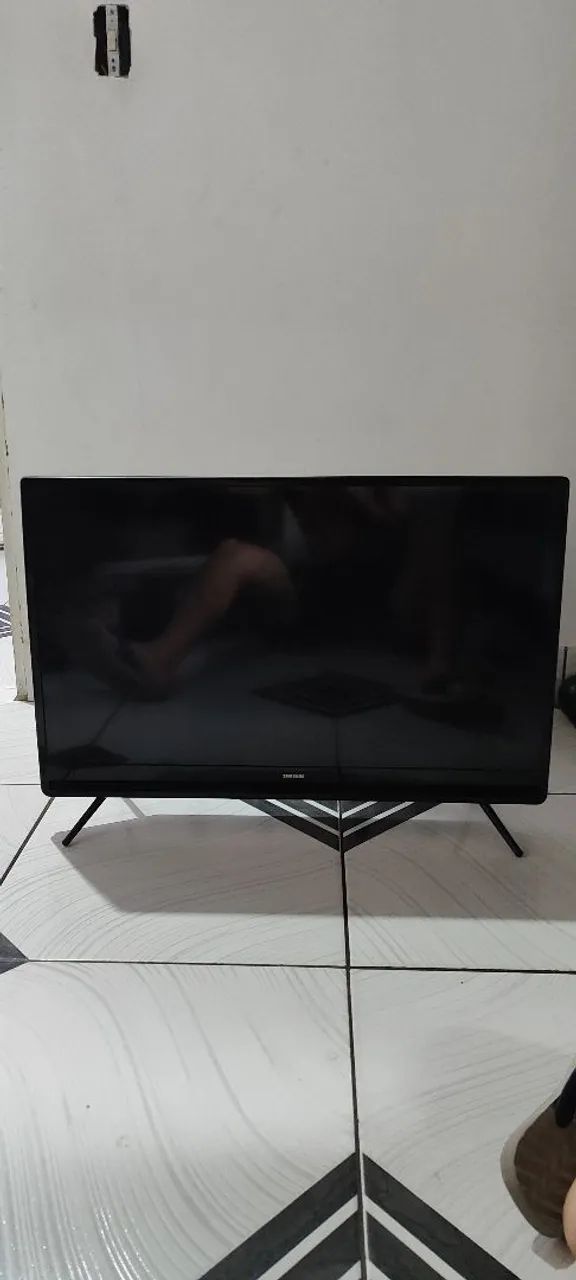 Televisão Samsung 32 polegadas, não é smart. - Foto 2