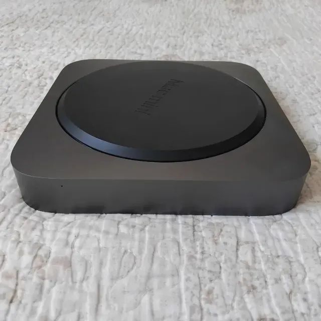 Apple Mac Mini 2018 i3 8GB RAM SSD 128GB Com Defeito (NÃO LIGA