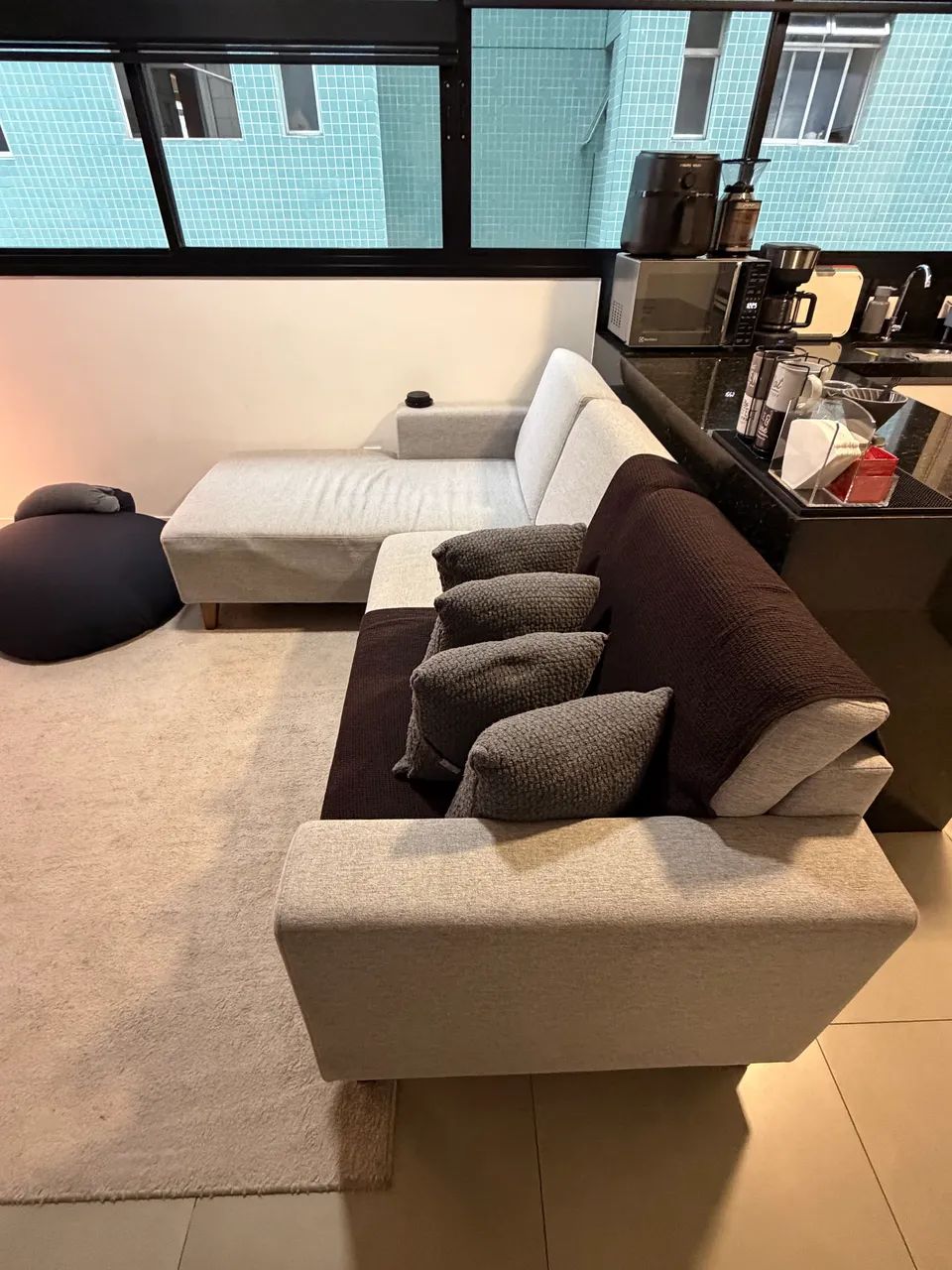 Sofa 4 lugares com chaise - Cinza - Foto 2