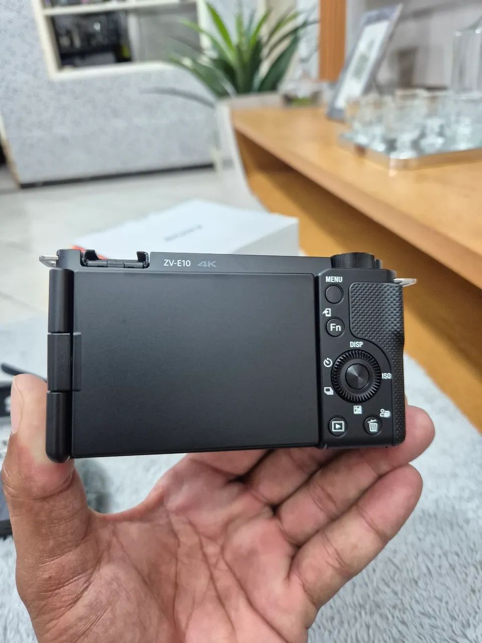 Câmera Sony Zv-e10 Nova, nunca usada - Foto 2