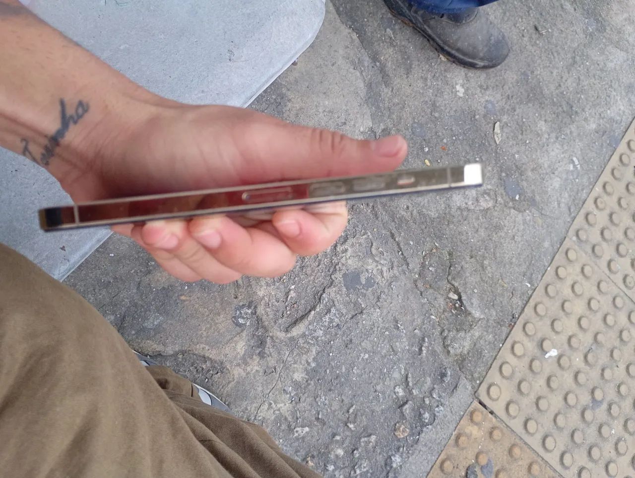 iPhone 13 pro max - Foto 4