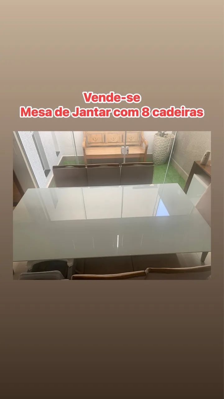 Mesa retangular de 8 cadeiras