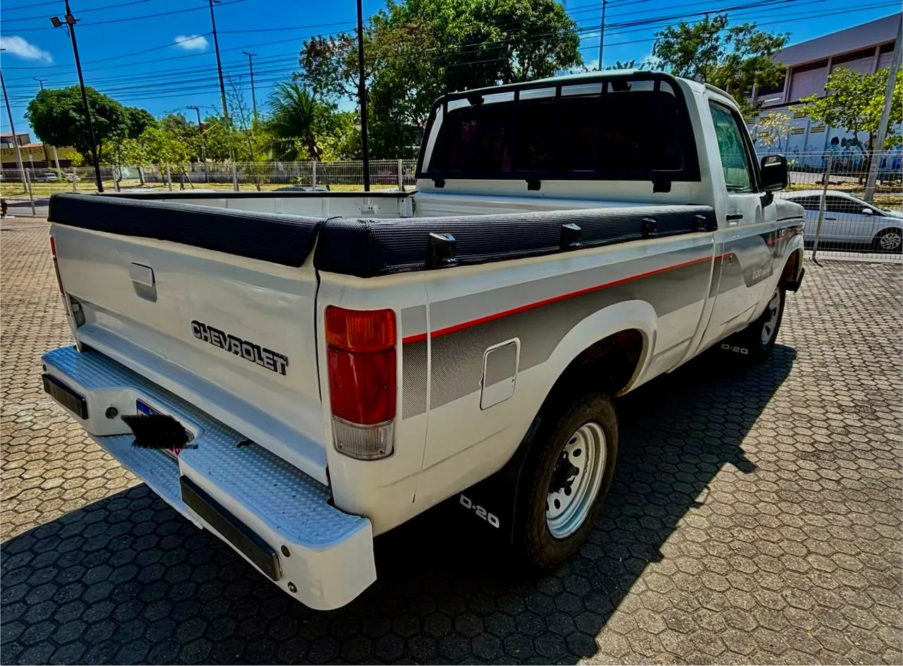 Chevrolet D-20 S / Luxe 3.9/4.0 Diesel 1986