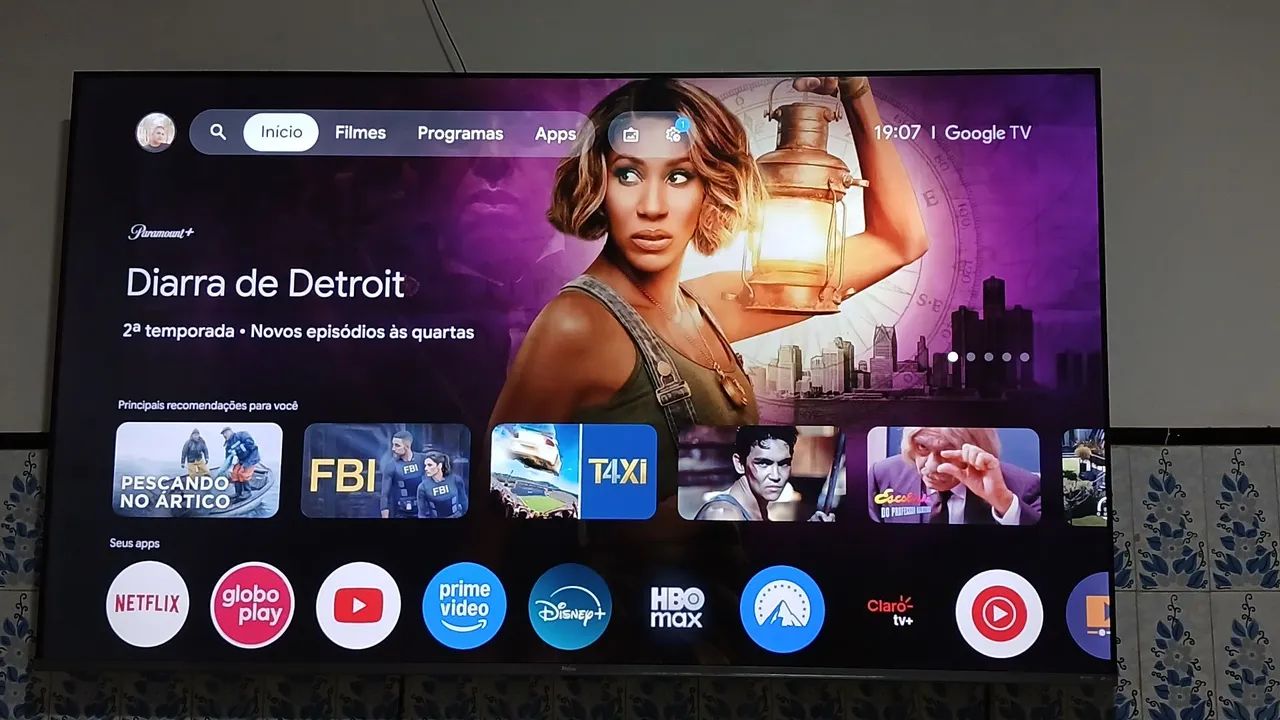 Vendo tv smart 70 polegadas 4k