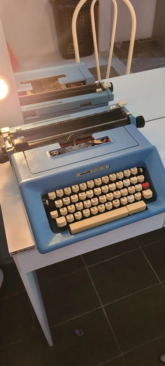 Máquina de Escrever Olivetti Studio 46 entregamos consulte