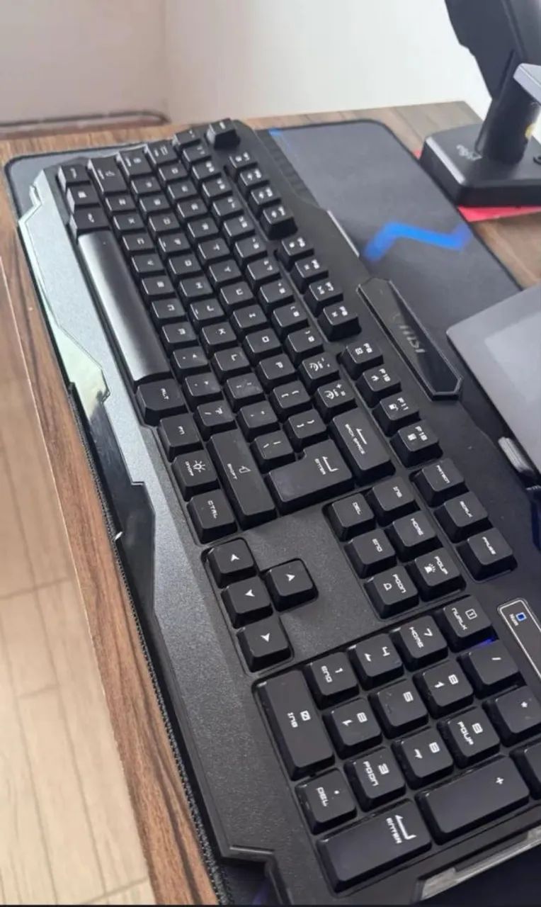 Kit teclado e mouse MSI Forge Gk100 - Foto 2