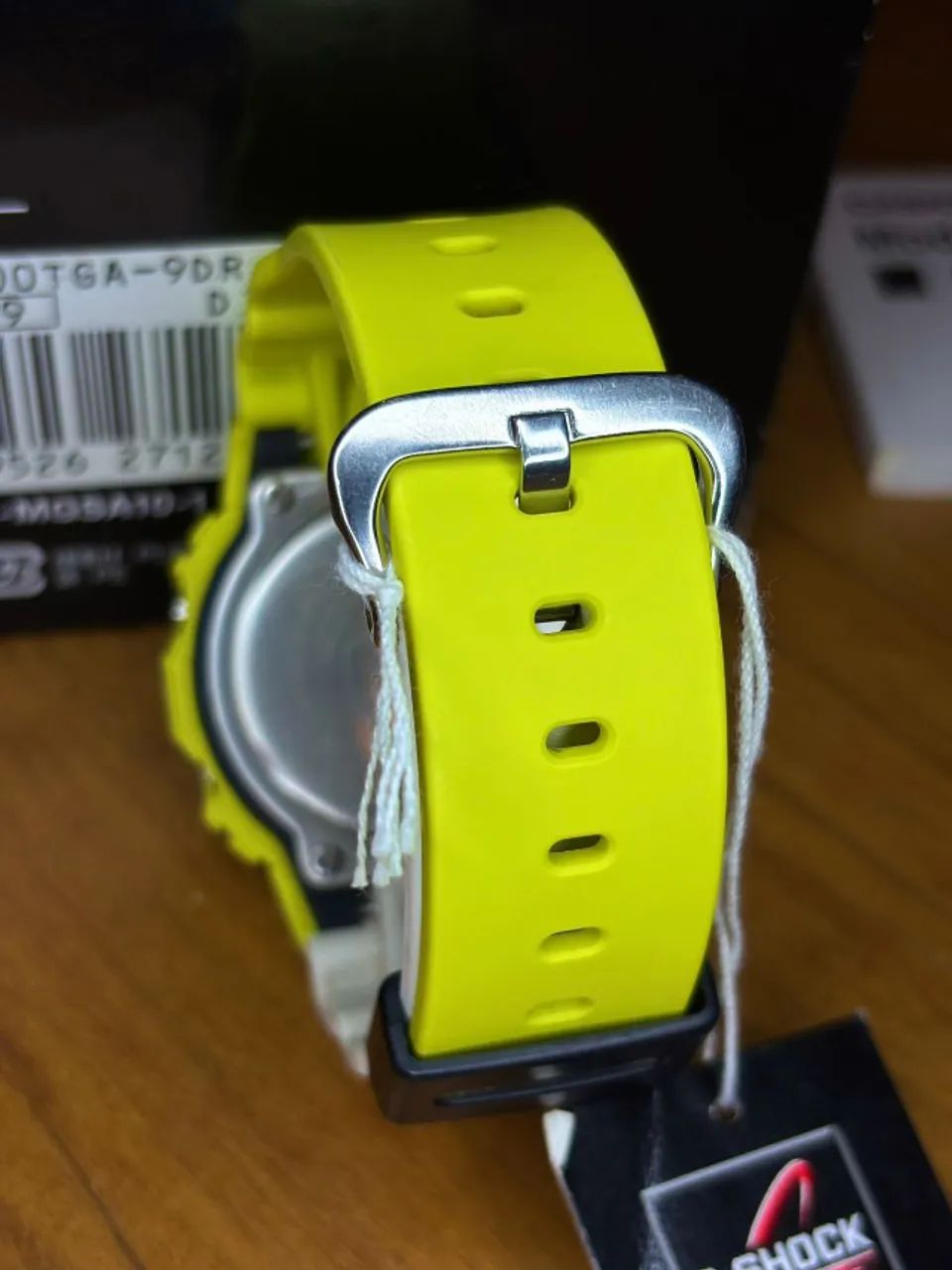 Casio G-Shock DW-5600TGA-9 (série Lightning Yellow) - Foto 5