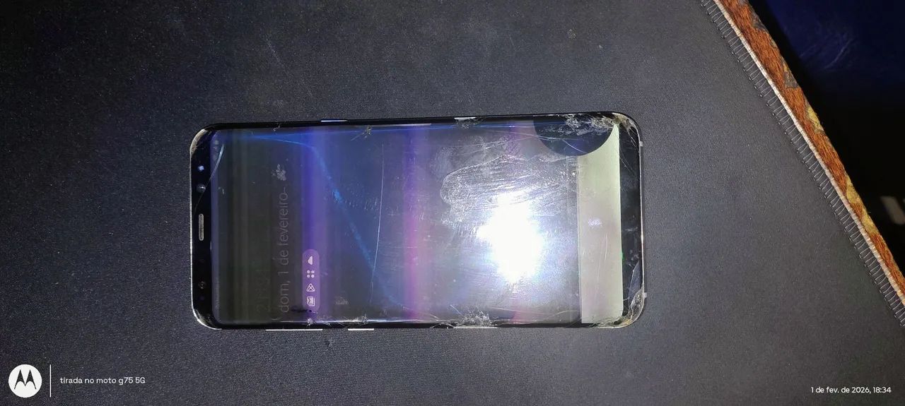 S8 com defeito na tela  - Foto 2