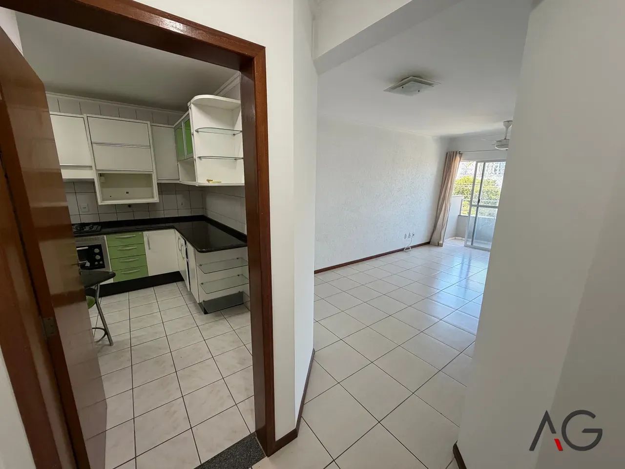Apartamento para aluguel com 90 m² com 3 quartos em Campinas - São José - SC - Foto 3