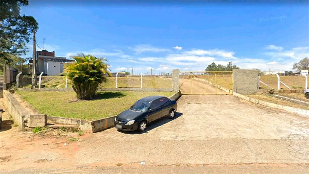 Área com 7743,62m2, já com platô e rampa de acesso - Foto 4