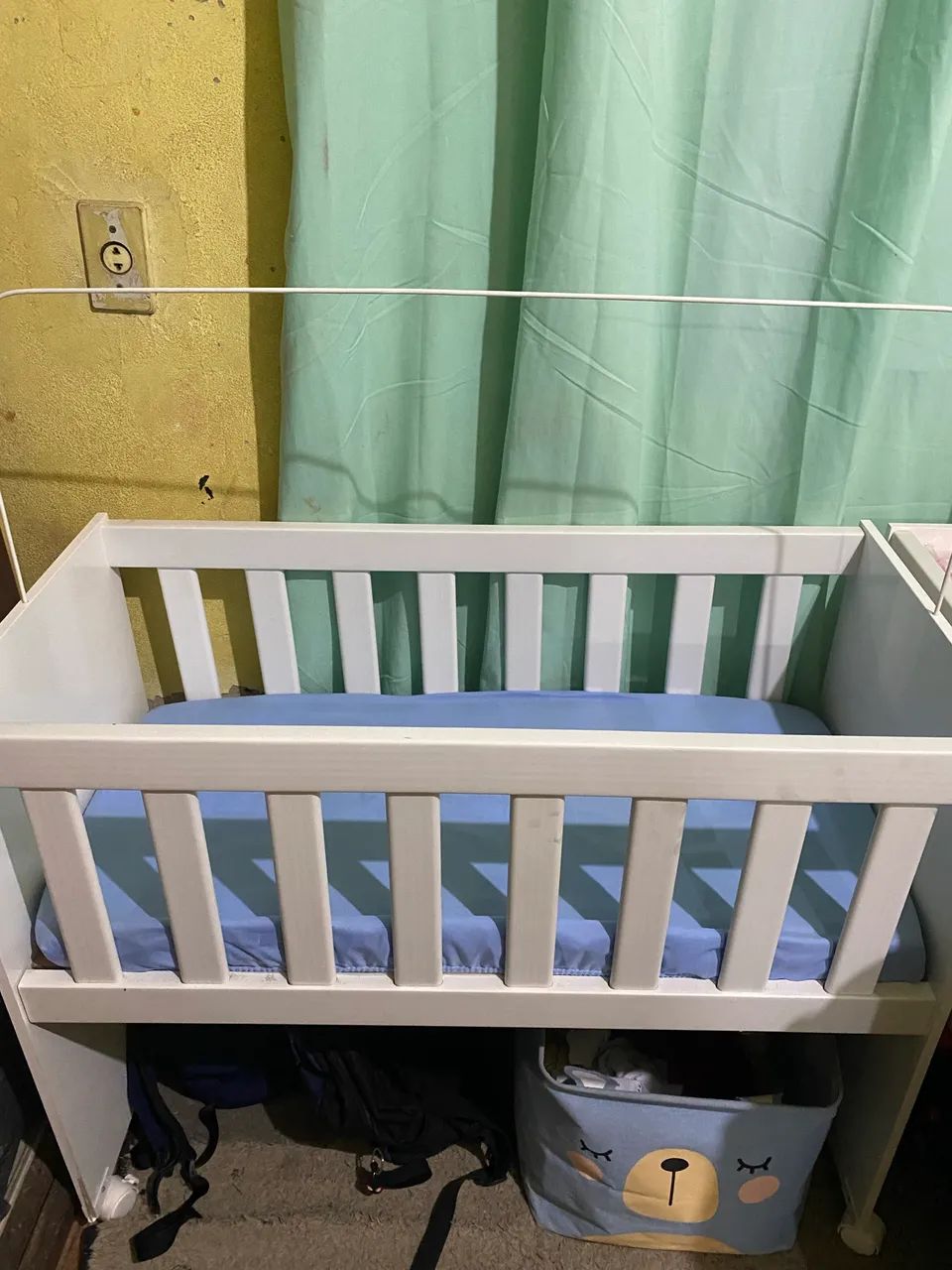 Mini berço com colchão  - Foto 2