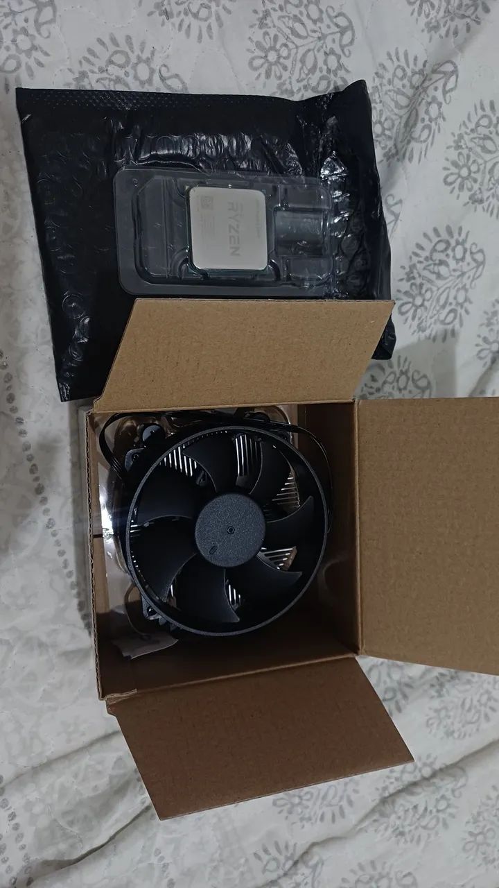 Processador gamer AMD Ryzen 3 3200G com gráfica integrada
