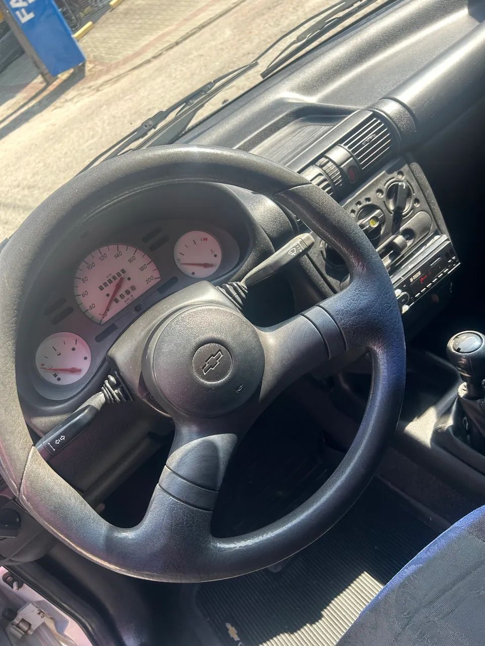 Chevrolet Corsa Wind 1.0 Mpf/milleniumi/ EFI 4P 2002 - Foto 3