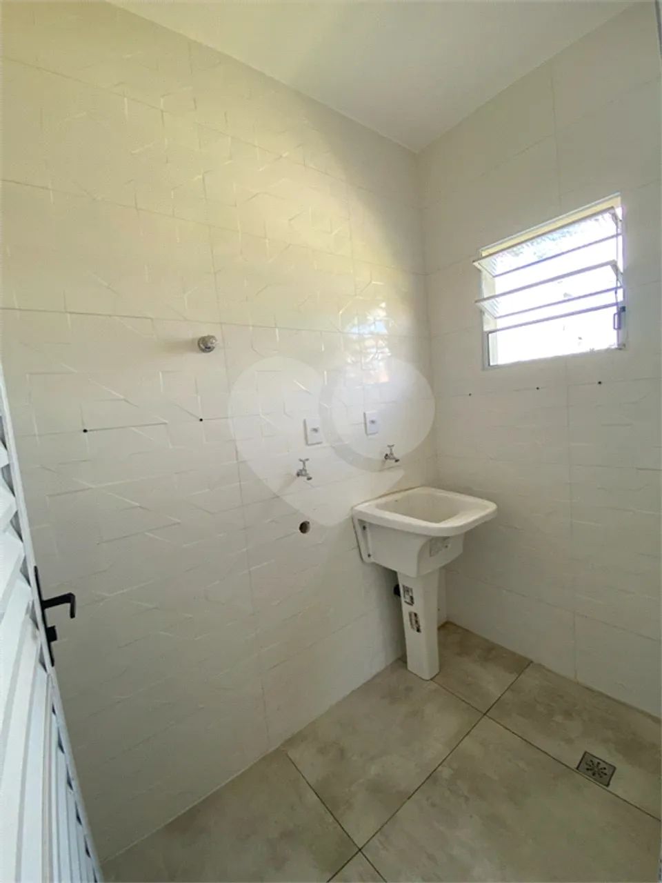 Prédio para venda em Louveira com 4 apartamentos. - Foto 4
