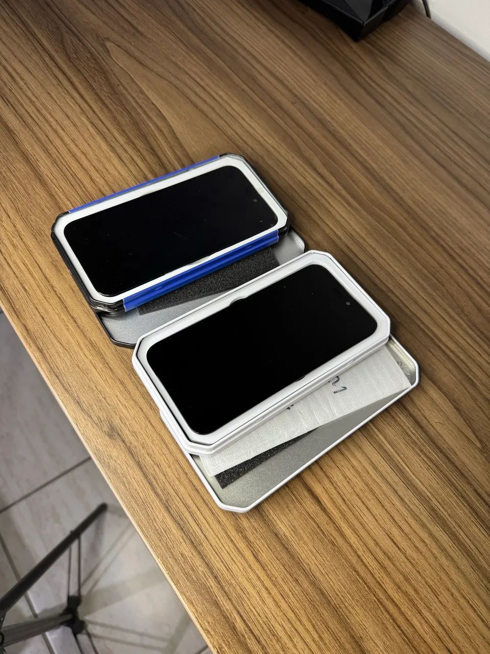 Vendo 2 telas touch iphone 14 pro max, funcionando!! - Foto 2