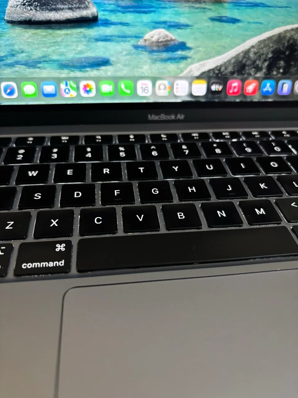 Kit MacBook Air M1 com case, hub e mouse sem fio Logitech (apenas venda) - Foto 3