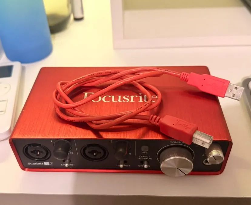 Kit controlador + Focusrite 2i2 - Foto 2